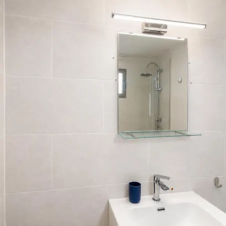 Arellano Center Apartment *