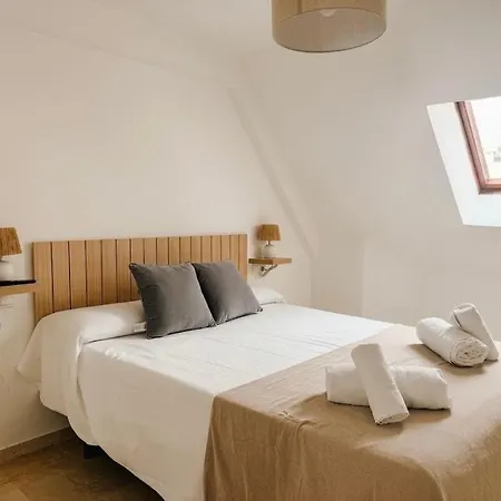 Arellano Center Apartment