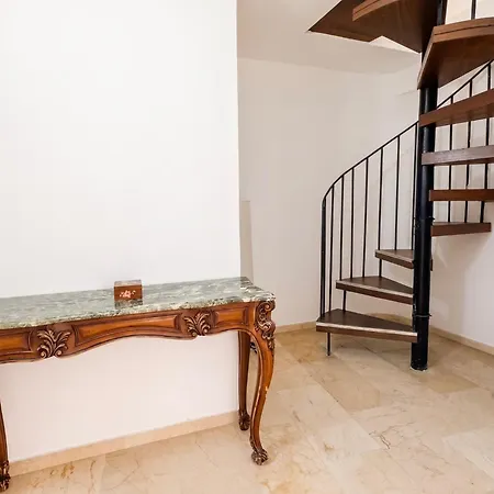 Apartment Arellano Center *